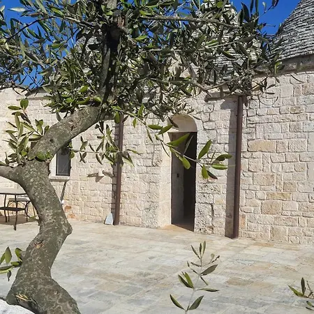 Trulli Parco Grande Vila *